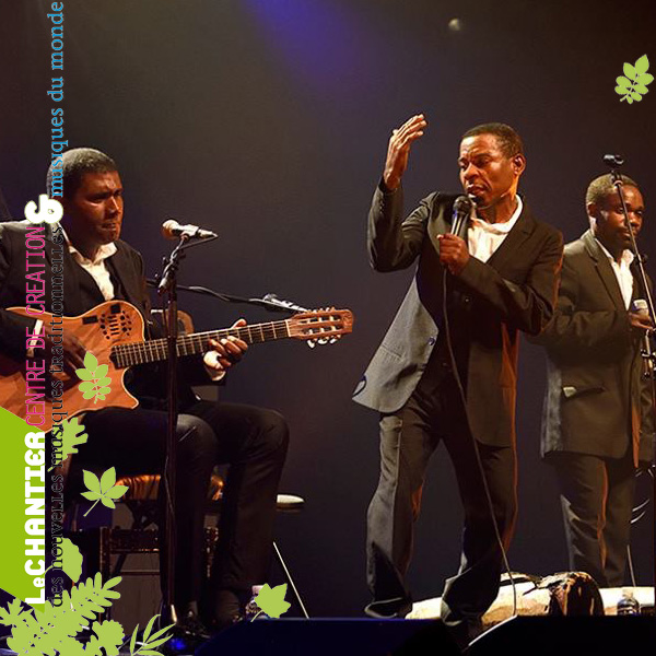 Pygmées Aka et Camel Zekri © Eric Legret